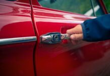 Your Guide to Quick and Reliable Solutions Car Key Replacement Services