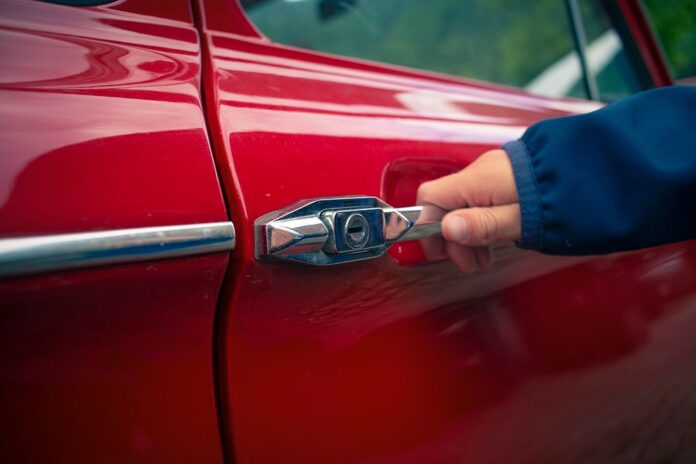 Your Guide to Quick and Reliable Solutions Car Key Replacement Services